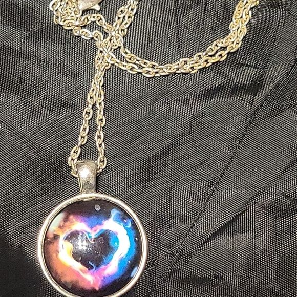 Eternal Flame Fiery Heart Cabochan Necklace - Picture 11 of 11